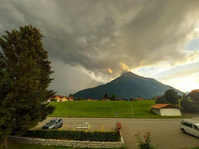 Hotel Restaurant Sunnmatt Aeschi Bei Spiez Экстерьер фото